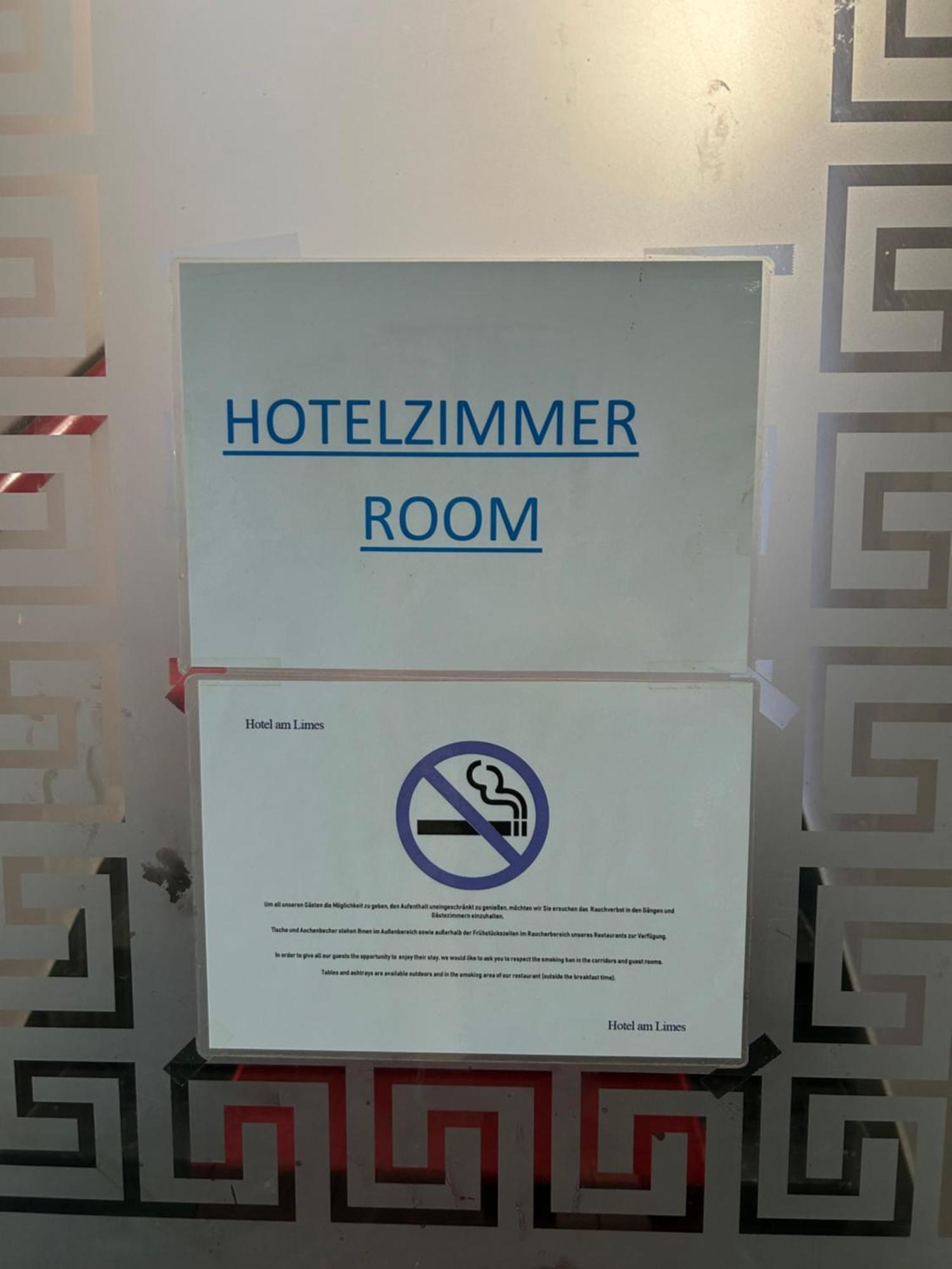 "Am Limes" Hotel Enns Exteriör bild